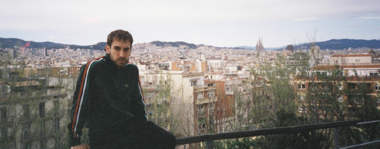 Entrevistamos a Marc Falcó bajo su nueva identidad artística: Queixal.